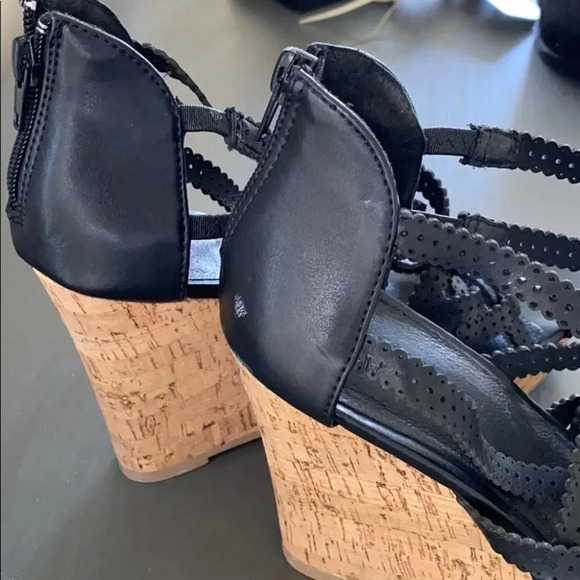 Zigisoho Black Larsen Platform Wedge Sandal 8 - Picture 4 of 7